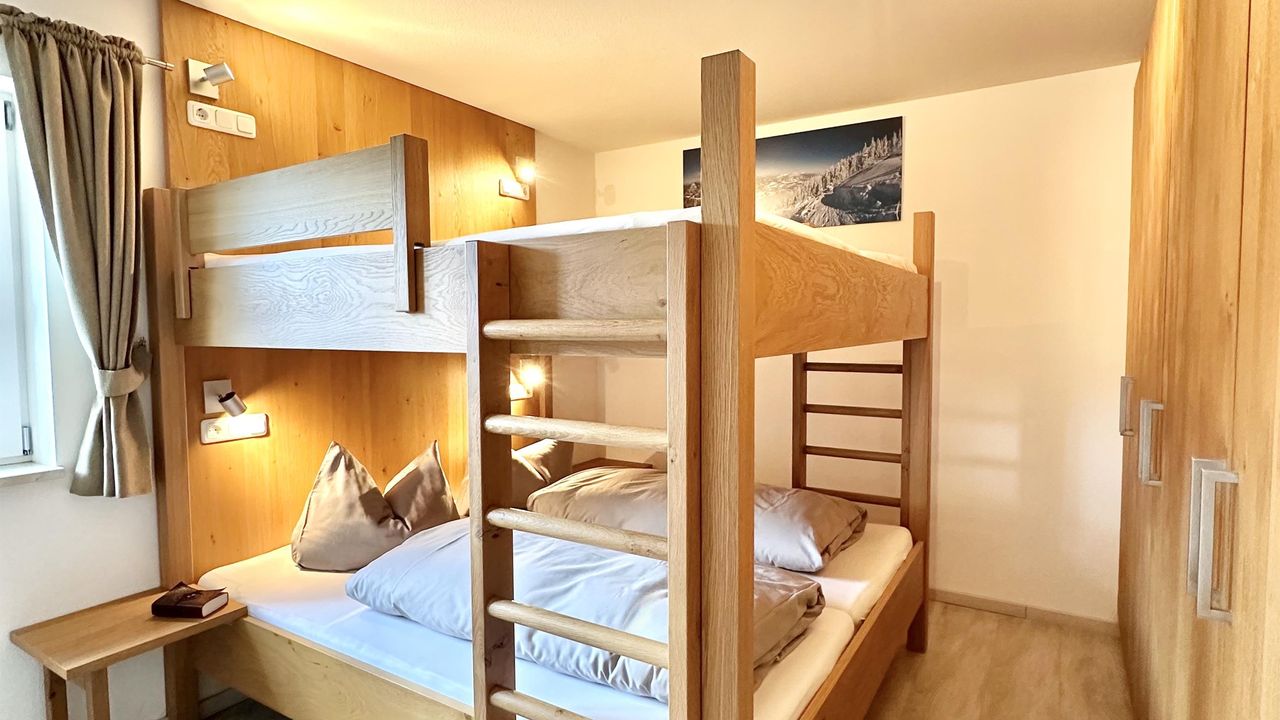 image00031 image00031